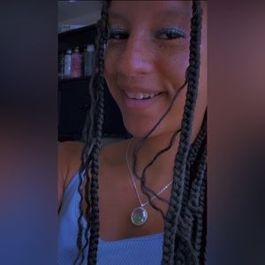 Meet your Posher, Destiny